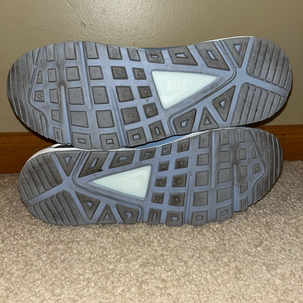 Nike Air Max Command - Picture 5 of 5